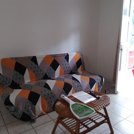 F2 Rez De Jardin Carbet Διαμέρισμα Λε Καρμπέ Εξωτερικό φωτογραφία