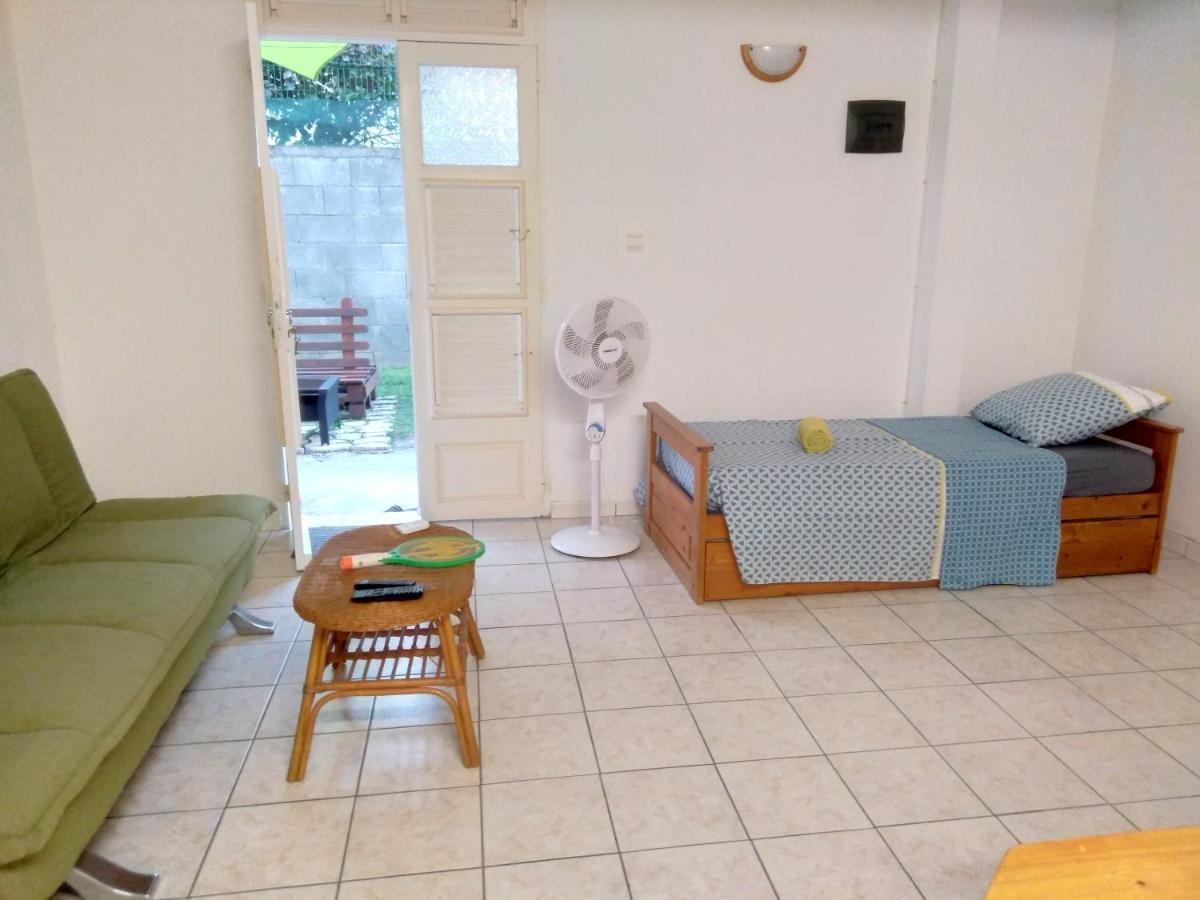 F2 Rez De Jardin Carbet Διαμέρισμα Λε Καρμπέ Εξωτερικό φωτογραφία